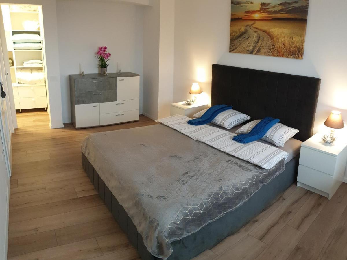 Iosia Apartment 203 Oradea Eksteriør billede